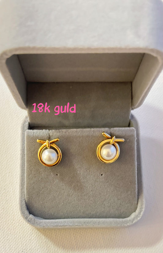 18k guld with real Freshwater Pearls earring